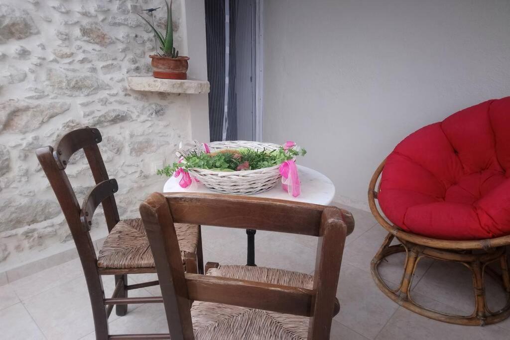 Eirini'S Traditional House Lístaros 외부 사진
